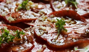 lattuga-pomodori-nero-de-Crimea-aglio-basilico-2