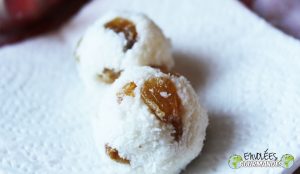 Billes de coco aux raisins blonds