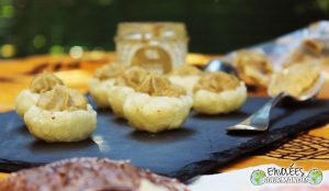 (Sao na Dikwamba)Tartinade soyeuse de safou dans sa coupelle gourmande de manioc
